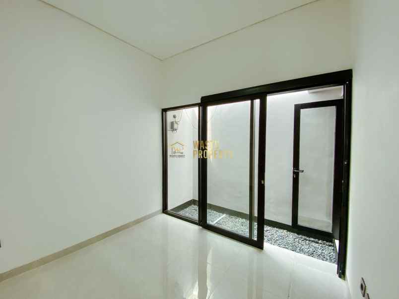 dijual rumah tamanmartani kalasan