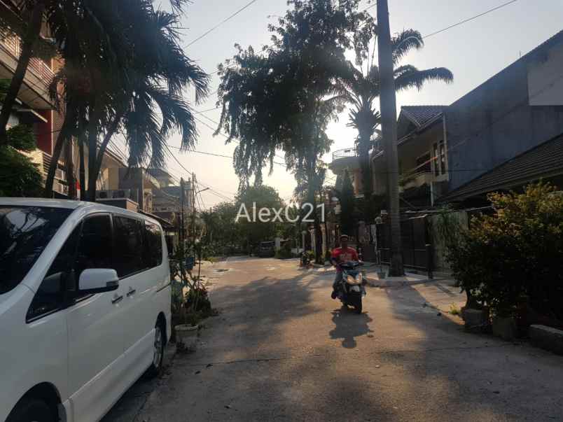 dijual rumah tanjung duren graogol