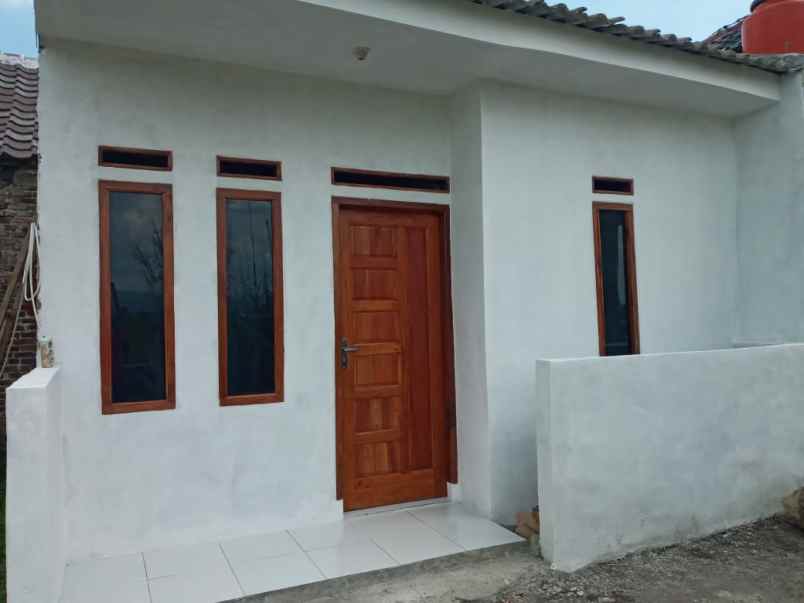dijual rumah tanjungsari