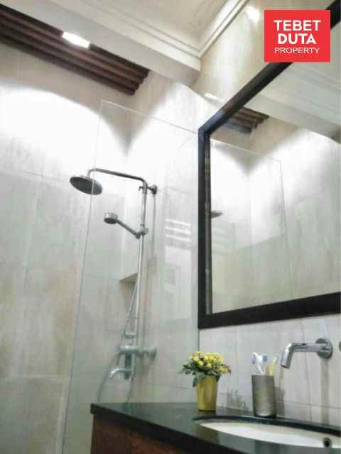 dijual rumah tebet barat