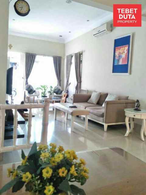 dijual rumah tebet barat