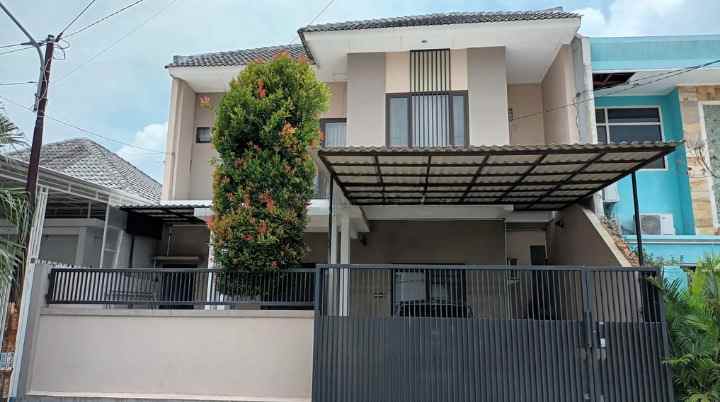 dijual rumah tenggilis utara