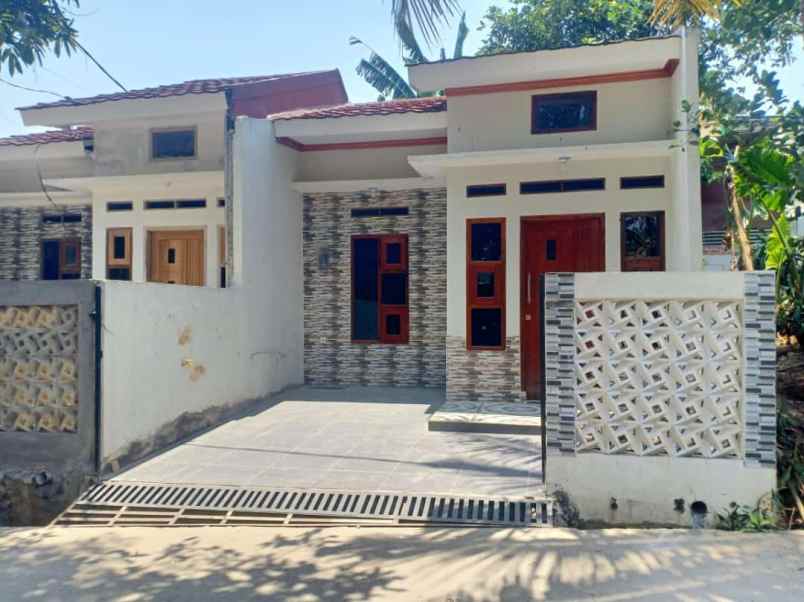 dijual rumah terbaru dan terlaris siap huni