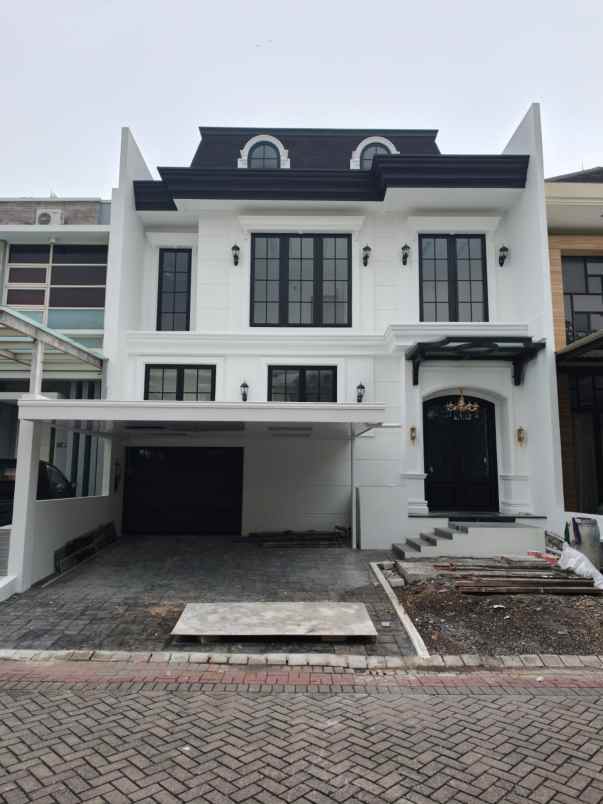 dijual rumah the mansion pakuwon indah