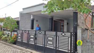 dijual rumah tigaraksa