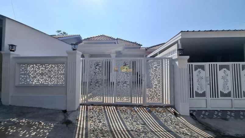 dijual rumah tirtomartani kalasan