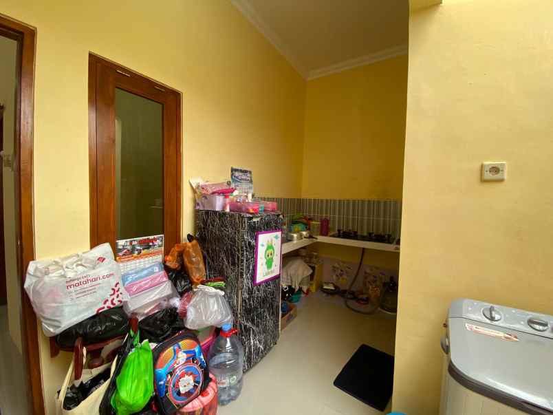 dijual rumah trunuh kec klaten selatan