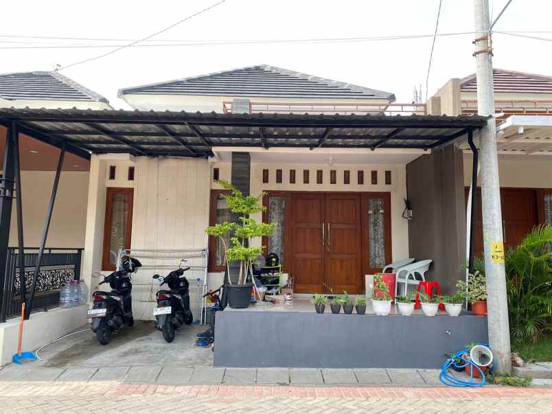 dijual rumah trunuh kec klaten selatan