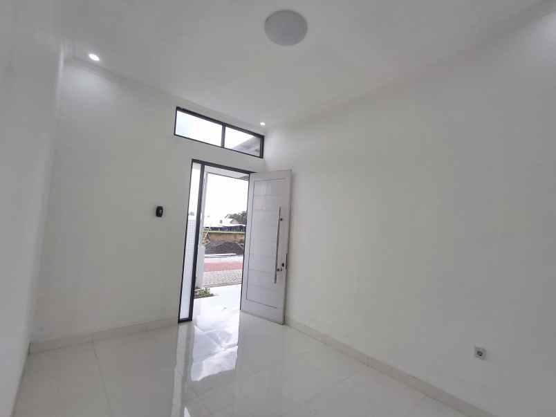 dijual rumah trunuh klaten selatan