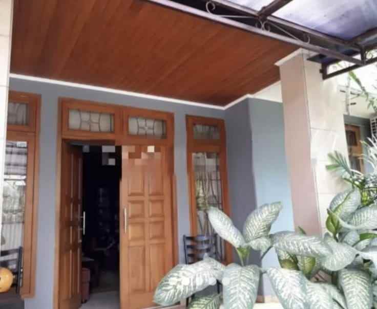 dijual rumah tulodong bawah senayan