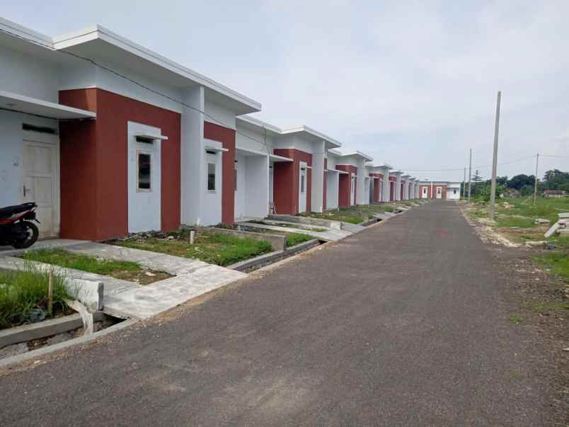 dijual rumah villa bening jl pangenan