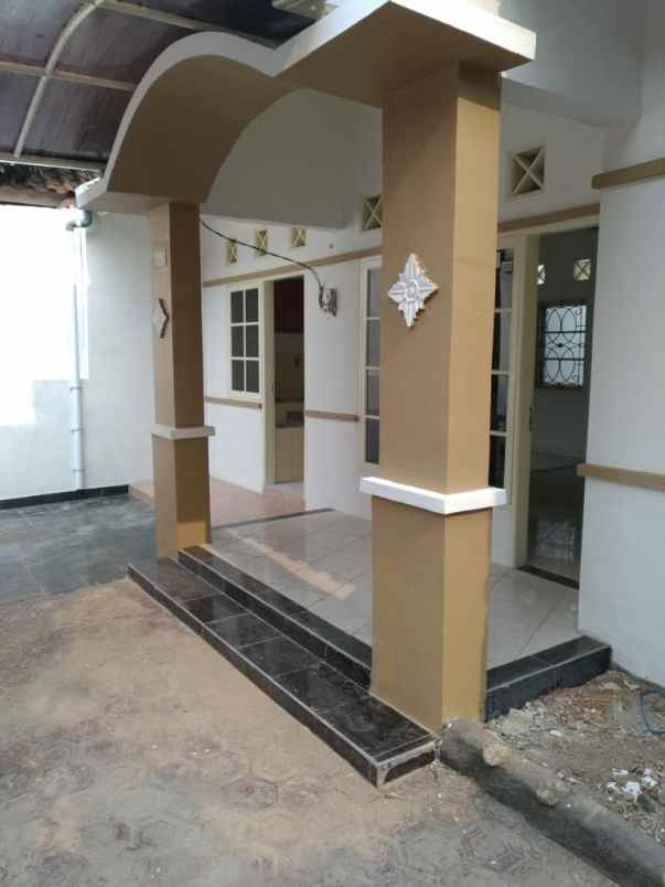 dijual rumah villa nusa indah 2 blok w