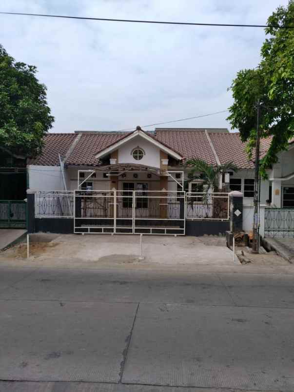 dijual rumah villa nusa indah 2 blok w