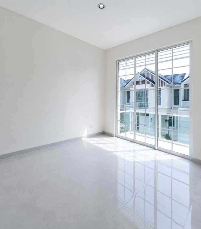 dijual rumah wanakerta