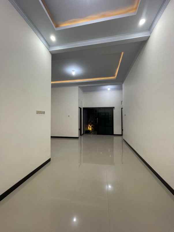 dijual rumah wedomartani ngemplak