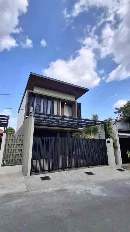 dijual rumah wedomartani sleman diy