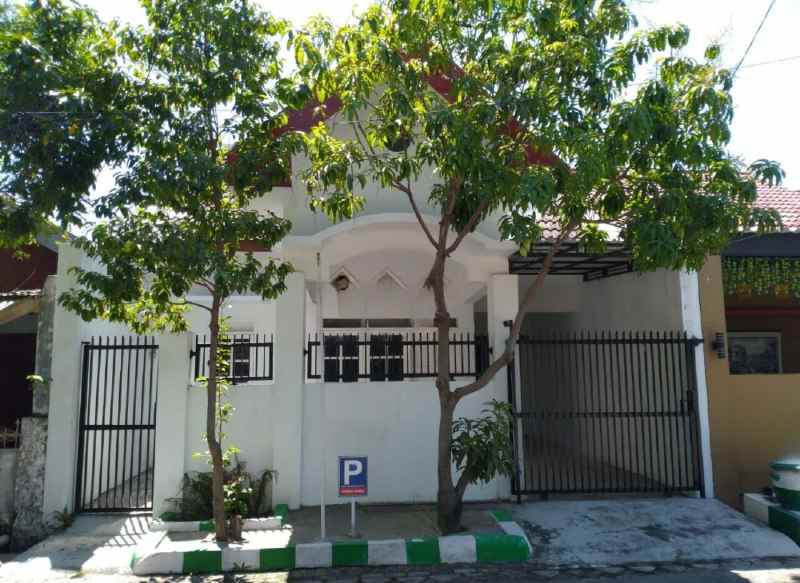 dijual rumah wiguna timur