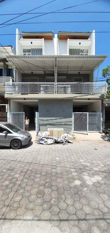 dijual rumah wisma permai