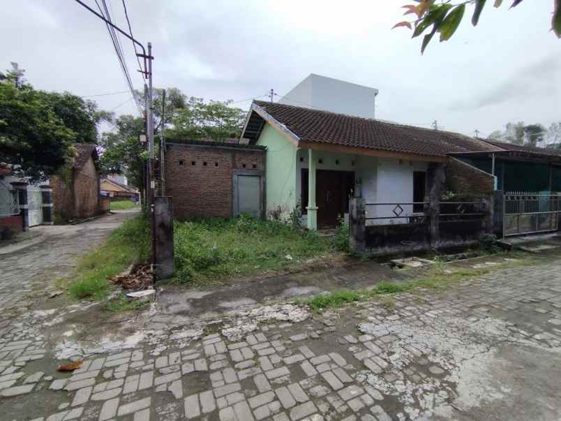 dijual rumah wonorejo gondangrejo