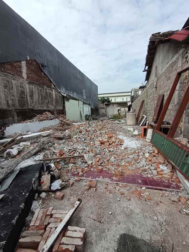 dijual tanah alpukat