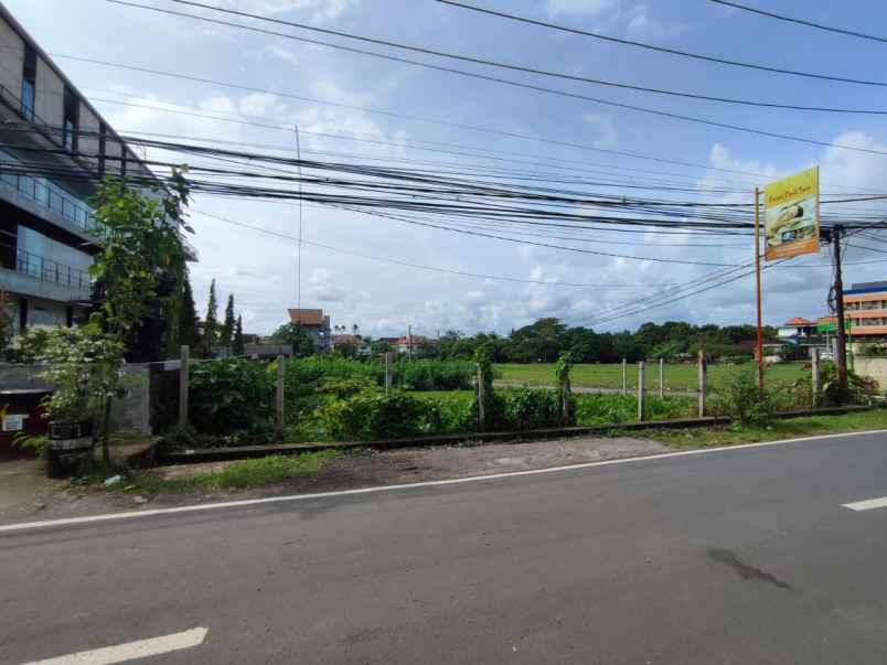 dijual tanah jalan batu mejan