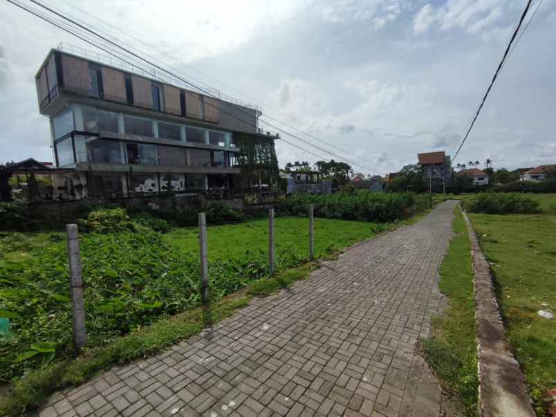 dijual tanah jalan batu mejan