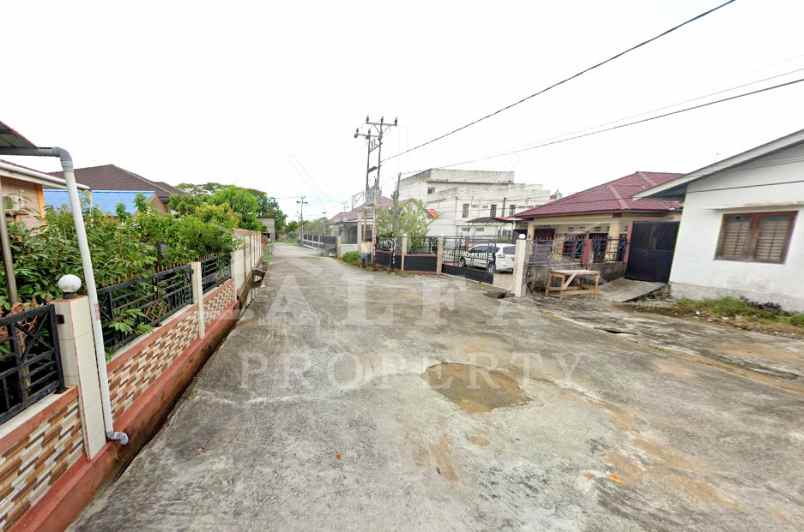 dijual tanah jalan martadinata