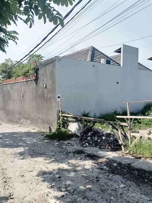 dijual tanah jalan pantai berawa kuta