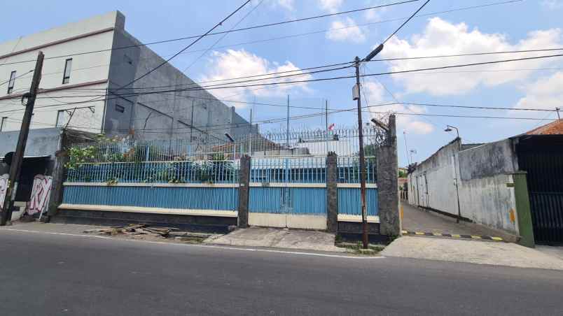 dijual tanah jalan patimura dawung