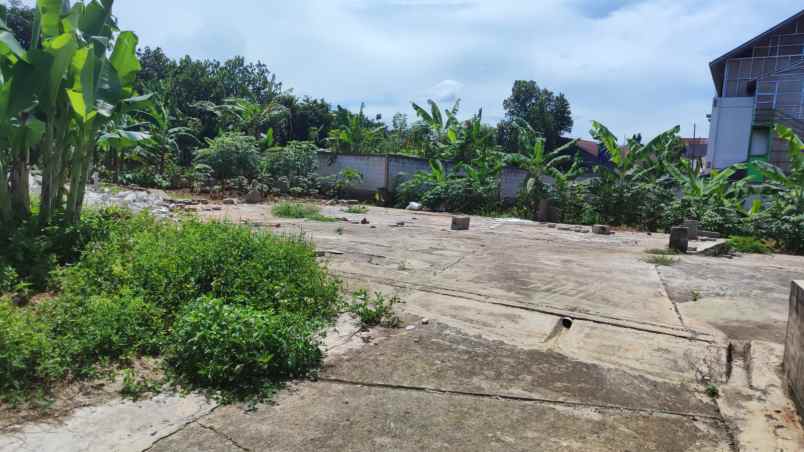 dijual tanah jalan raya cilodong