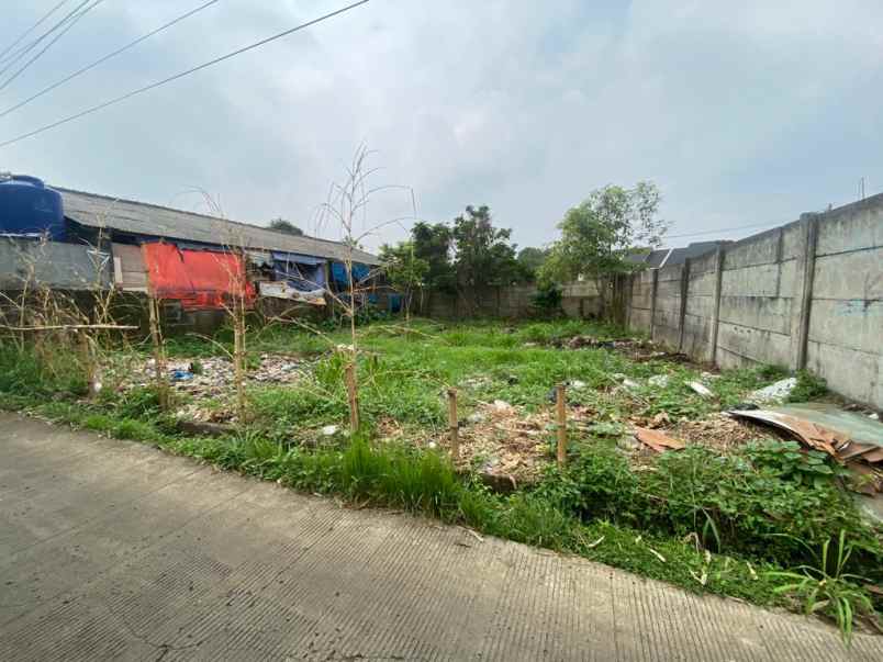 dijual tanah jalan raya pramuka