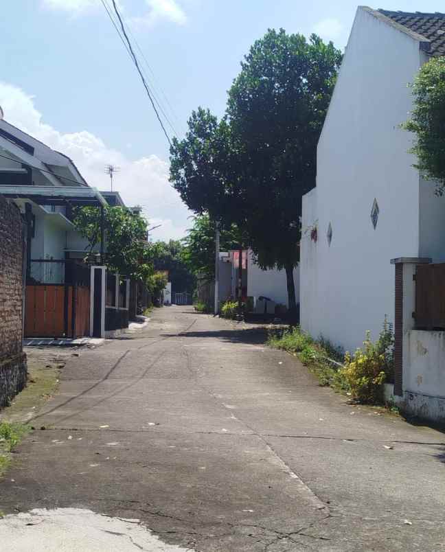 dijual tanah jl kaliurang km 12 5