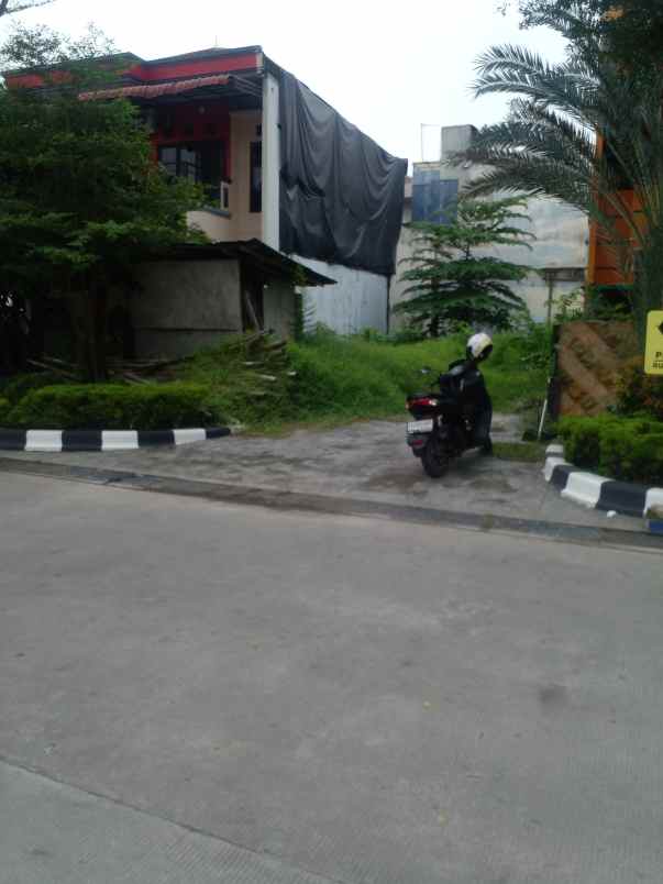 dijual tanah kosong givency one