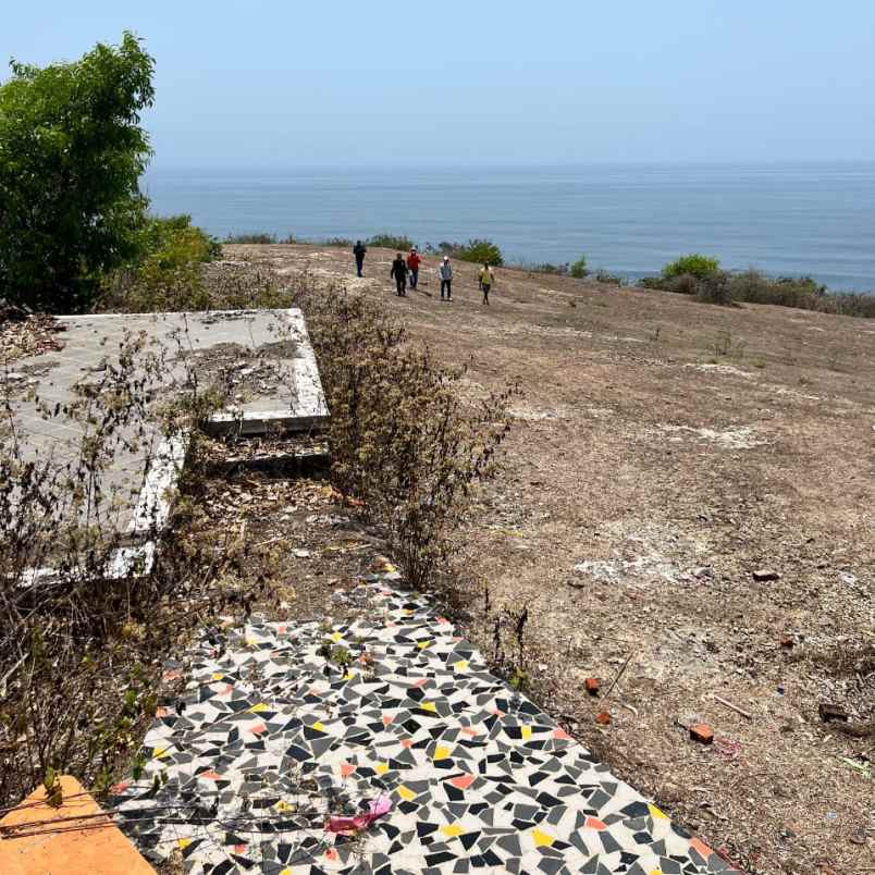 dijual tanah pantai melasti karmakandara