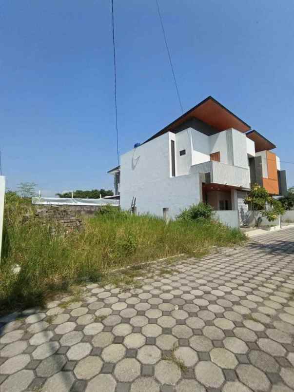 dijual tanah purwomartani
