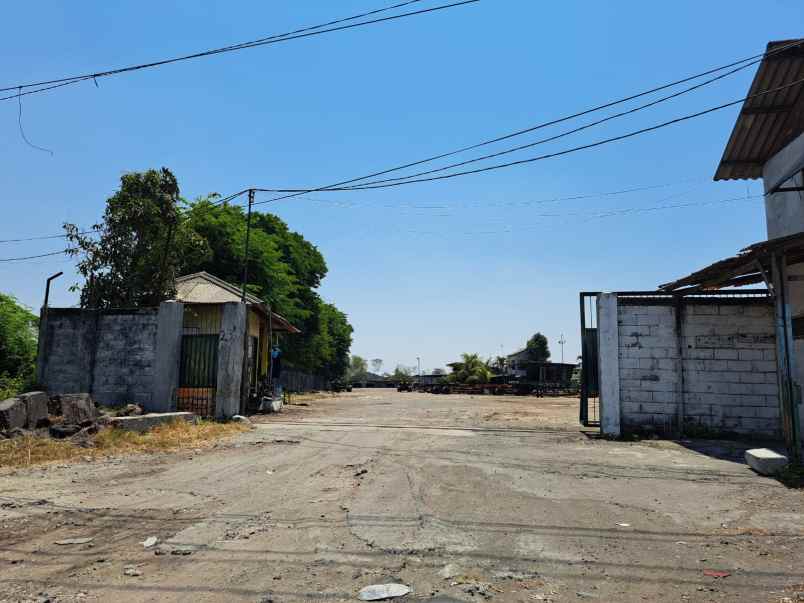 dijual tanah raya osowilangun