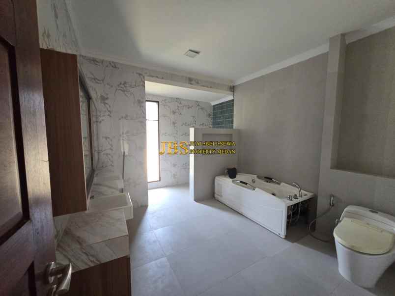 dijual villa komplek villa panbil jalan
