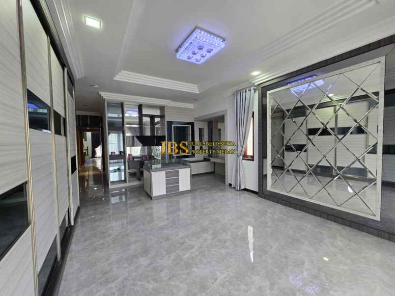 dijual villa komplek villa panbil jalan