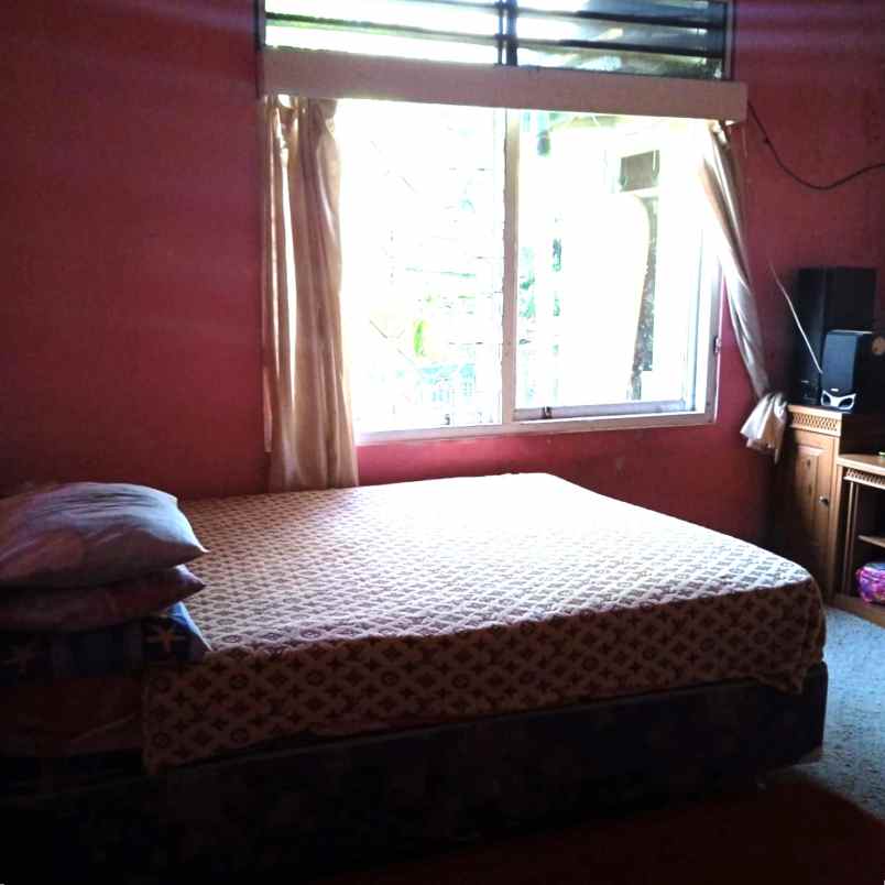 dijual villa villa bukit cipendawa puncak