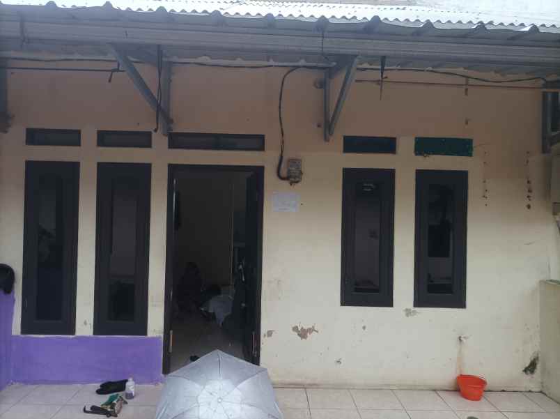 dikontrakkan rumah 1 lantai