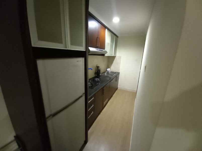 disewakan apartemen jl jend di panjaitan kav 5