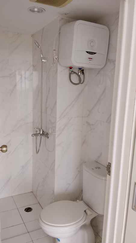 disewakan apartemen podomoro golf view