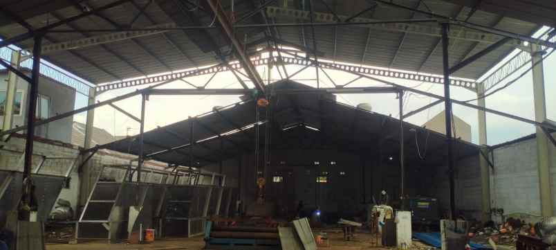 disewakan gudang tropodo i