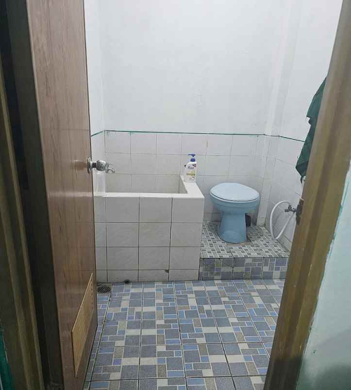 disewakan kost jl kelapa molek 1 b4 no 17