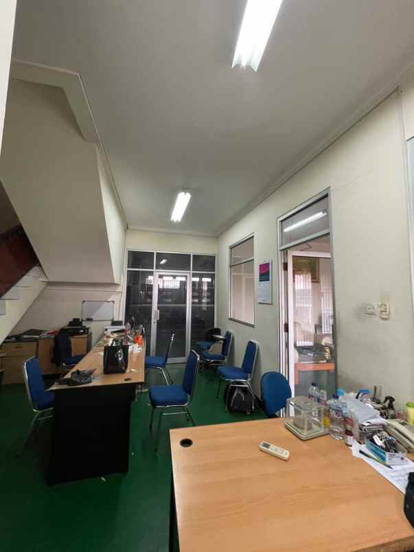 disewakan ruko gudang kantor delta silicon lippo cikarang