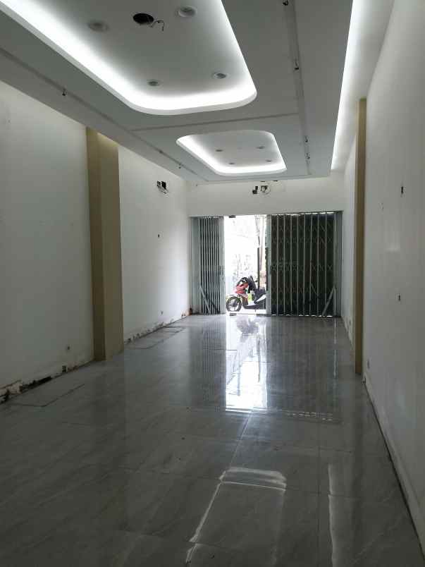 disewakan ruko gudang kantor jemursari