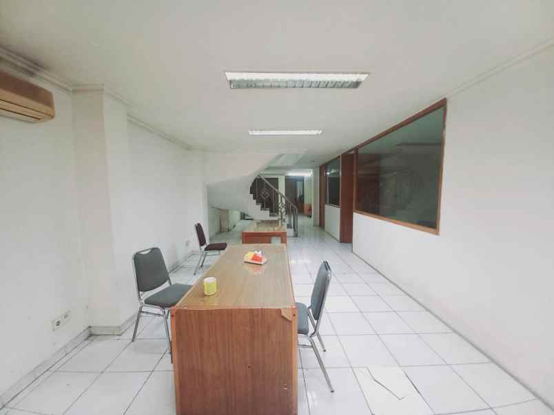 disewakan ruko gudang kantor mampang prapatan raya 88
