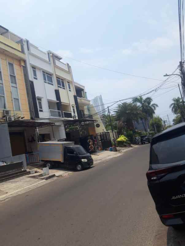 disewakan ruko gudang kantor muara karang