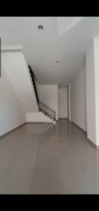 disewakan ruko osaka pik2 harga murah