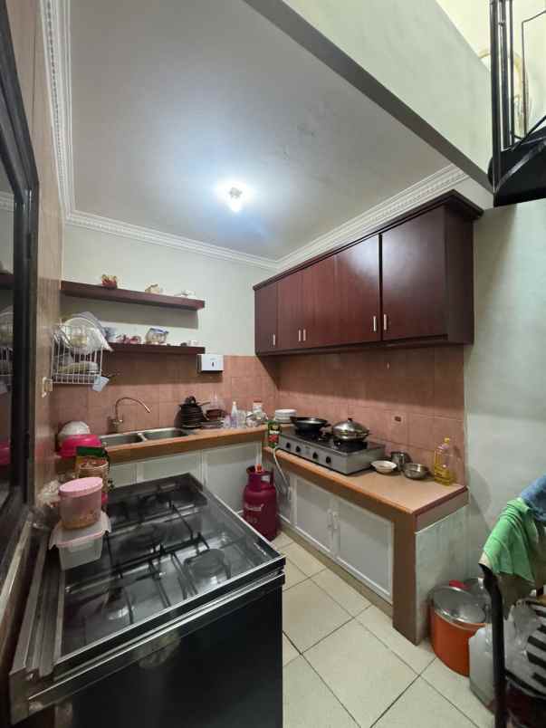 disewakan rumah babatan panti utara